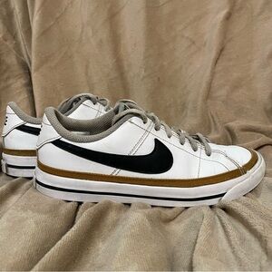 Nike Kids Court Legacy